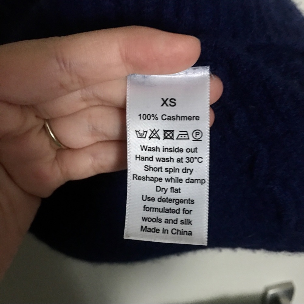 100% cashmere Anthropologie sweater - Picture 3 of 4